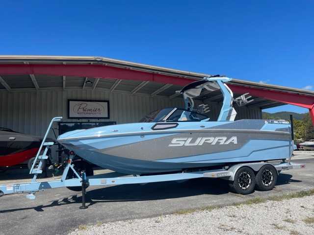 MS 船舶ゼロデッキシルバー。 2024 Supra SL450 Silver Metal Flake 410HP | Premier Watersports