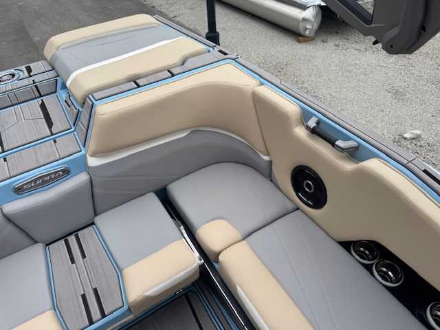 2024 Supra SL450 Silver Metal Flake 410HP | Premier Watersports