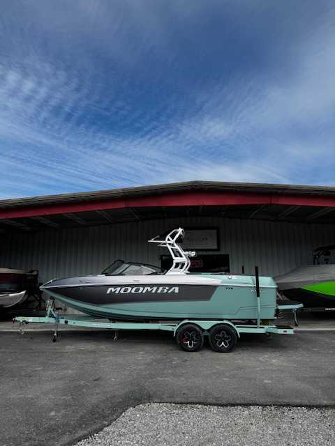 2025 Moomba Mojo - Gray, 23ft | Premier Watersports