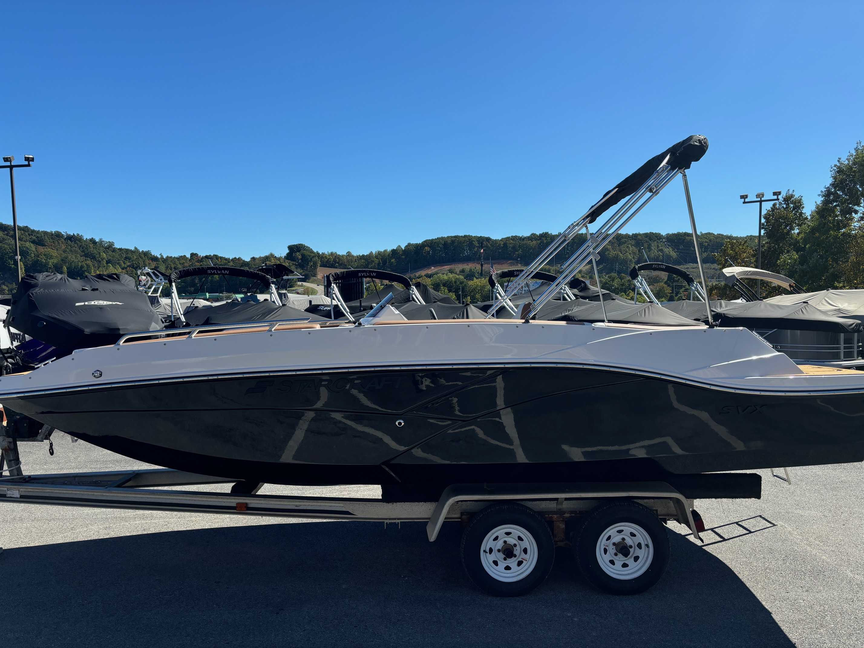 Deck Boats Boats | Premier Watersports